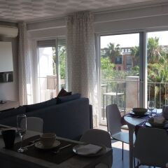 Отель Valencia Beach Suites Wifi Fibra гостиничный бар