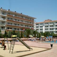 Отель RVhotels Apartamentos Lotus Испания, Бланес - отзывы, цены и фото номеров - забронировать отель RVhotels Apartamentos Lotus онлайн детские мероприятия фото 2