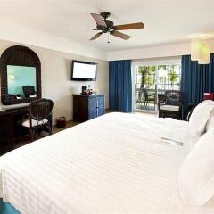 Отель Family Club at Barcelo Bavaro Palace Deluxe удобства в номере