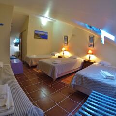 Supertubos Beach Hostel ванная фото 2