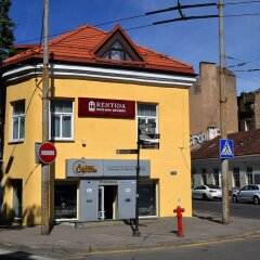 Отель Rentida Guesthouse Литва, Вильнюс - отзывы, цены и фото номеров - забронировать отель Rentida Guesthouse онлайн вид на фасад