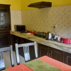 Отель Yellow Durbar Apartment and Lounge Непал, Лалитпур - отзывы, цены и фото номеров - забронировать отель Yellow Durbar Apartment and Lounge онлайн в номере