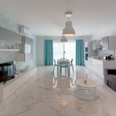 Апартаменты Marvelous 2 Bedroom Apartment by the Sea комната для гостей фото 3