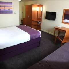 Отель Premier Inn Dubai International Airport удобства в номере
