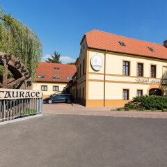Отель Selsky Dvur Прага парковка