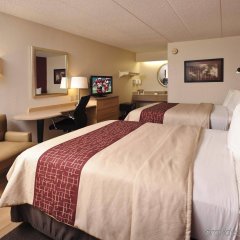 Отель Red Roof Inn Akron США, Акрон - отзывы, цены и фото номеров - забронировать отель Red Roof Inn Akron онлайн комната для гостей фото 2