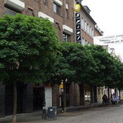 Апартаменты Tolstov-Hotels Old Town Apartment парковка