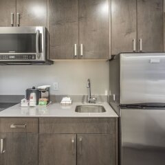 Отель Econo Lodge South Calgary Канада, Калгари - отзывы, цены и фото номеров - забронировать отель Econo Lodge South Calgary онлайн в номере фото 2