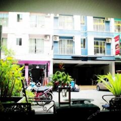 Dengba Hostel Phuket городской автобус