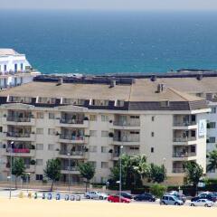 Aqua Hotel Montagut Suites пляж