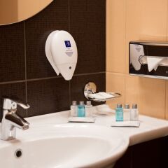 Гостиница Park Inn by Radisson Ижевск ванная фото 2