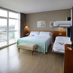Отель Tryp San Sebastián Orly Hotel Испания, Сан-Себастьян - отзывы, цены и фото номеров - забронировать отель Tryp San Sebastián Orly Hotel онлайн удобства в номере фото 2
