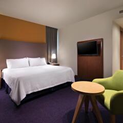Отель Hilton Garden Inn Monterrey Airport комната для гостей фото 5