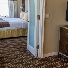 The New Yorker A Wyndham Hotel удобства в номере фото 2