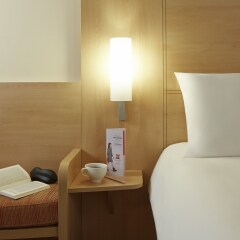 Ibis Izmir Alsancak Турция, Измир - 1 отзыв об отеле, цены и фото номеров - забронировать отель Ibis Izmir Alsancak онлайн удобства в номере