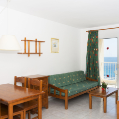 Отель Apartamentos HSM Calas Park - All Inclusive комната для гостей фото 5