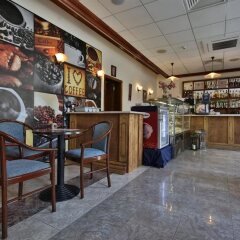 Gillieru Harbour Hotel гостиничный бар