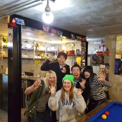 Time Travelers Party Hostel In Hongdae гостиничный бар