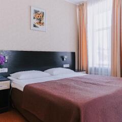 Гостиница Невский Бриз 3* Стандартный номер с двуспальной кроватью фото 10