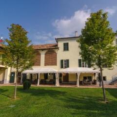 Отель Agriturismo Podere La Piazza Костиглиоле-д'Асти фото 5