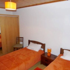 Отель House With 2 Bedrooms in Horta, With Wonderful sea View, Enclosed Garden and Wifi - 4 km From the Beach Орта комната для гостей фото 2