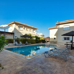 Отель Jason 8 Villa Кипр, Протарас - отзывы, цены и фото номеров - забронировать отель Jason 8 Villa онлайн бассейн фото 2