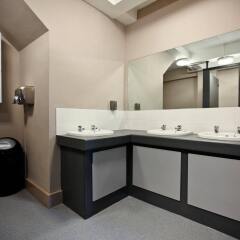 Отель The Pride of Paddington - Hostel Великобритания, Лондон - отзывы, цены и фото номеров - забронировать отель The Pride of Paddington - Hostel онлайн ванная фото 2
