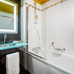 Отель Le Marquis Eiffel Париж ванная