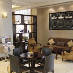 Отель Holiday Inn Abu Dhabi Downtown интерьер отеля