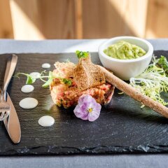 Hotel Restaurant Edelweiss Парчинес в номере
