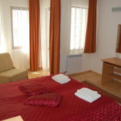 Family Hotel Biju Трявна комната для гостей фото 4