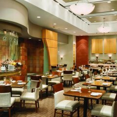 Отель DoubleTree by Hilton Hotel Toronto Downtown Канада, Торонто - отзывы, цены и фото номеров - забронировать отель DoubleTree by Hilton Hotel Toronto Downtown онлайн питание фото 2