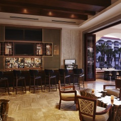 Отель Hilton Los Cabos Beach & Golf Resort гостиничный бар