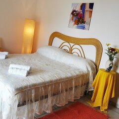 Отель Yellow Spring Итри комната для гостей фото 3