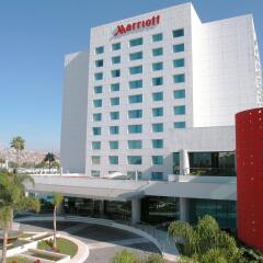 Отель Marriott Tijuana парковка