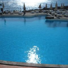 Arathena Rocks Hotel Джардини Наксос бассейн
