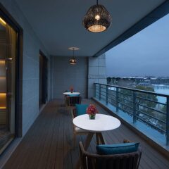 Отель Holiday Inn Kunshan Huaqiao балкон