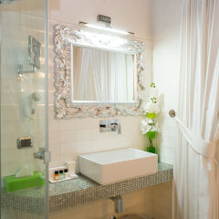 Отель Domus Spagna Capo le Case Luxury Suite ванная фото 2