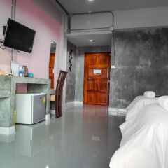 Отель The Guest Hotel Hostel Таиланд, Краби - отзывы, цены и фото номеров - забронировать отель The Guest Hotel Hostel онлайн комната для гостей фото 2