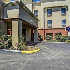 Отель Hampton Inn Columbus I-70E/Hamilton Road США, Колумбус - отзывы, цены и фото номеров - забронировать отель Hampton Inn Columbus I-70E/Hamilton Road онлайн парковка