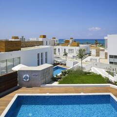 Отель Paradise Cove Luxurious Beach Villas балкон