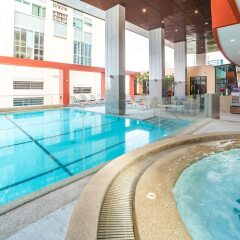 Отель Bandara Suites Silom Bangkok бассейн фото 3