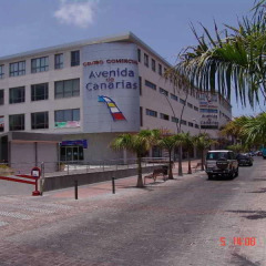 Отель Avenida De Canarias Весиндарио парковка