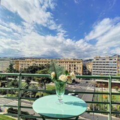 Отель "Riviera Vieux Nice" by Nestor&Jeeves Ницца балкон