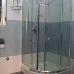 Отель Old Town Rooms ванная