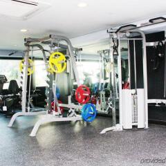 Отель Golden Tulip Mandison Suites Бангкок фитнесс-зал фото 2