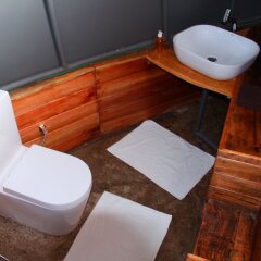 Отель Leopard Nest Luxury Campsite удобства в номере