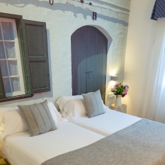 Es Baulo Petit Hotel 4* Апартаменты с различными типами кроватей