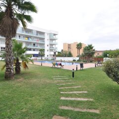 Отель Apartamentos Porto Mar Испания, Курорт Росес - отзывы, цены и фото номеров - забронировать отель Apartamentos Porto Mar онлайн приотельная территория фото 2