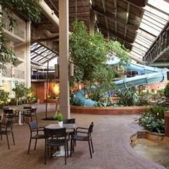 Отель Delta Hotels by Marriott Toronto East Канада, Торонто - отзывы, цены и фото номеров - забронировать отель Delta Hotels by Marriott Toronto East онлайн